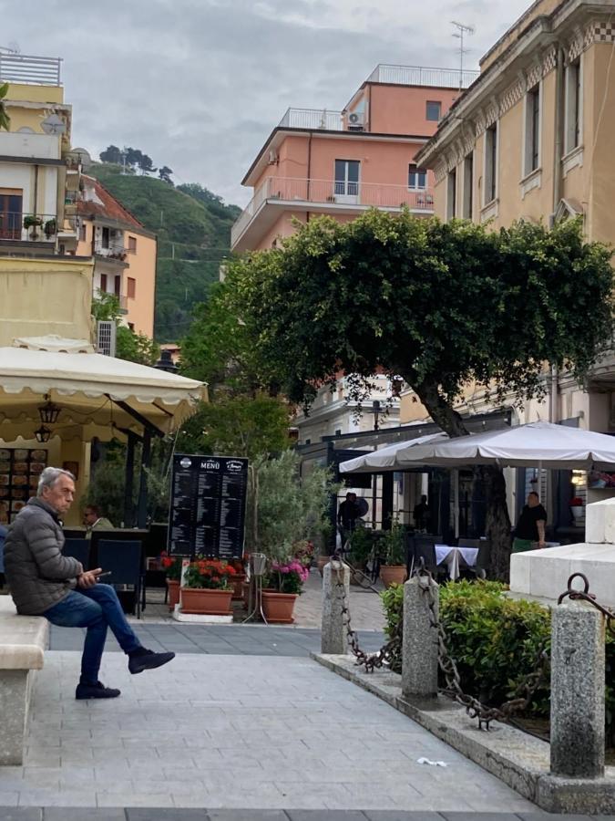 Domus Luxury Tropea Apartment Bagian luar foto
