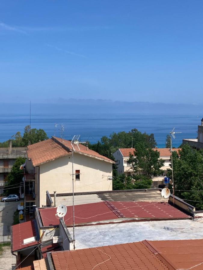 Domus Luxury Tropea Apartment Bagian luar foto