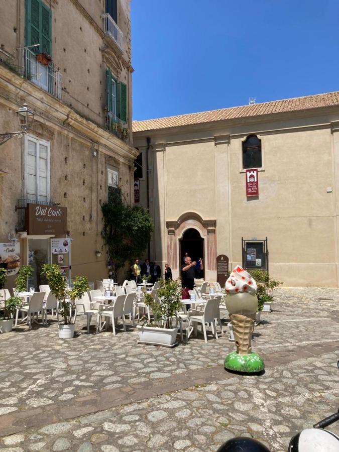 Domus Luxury Tropea Apartment Bagian luar foto